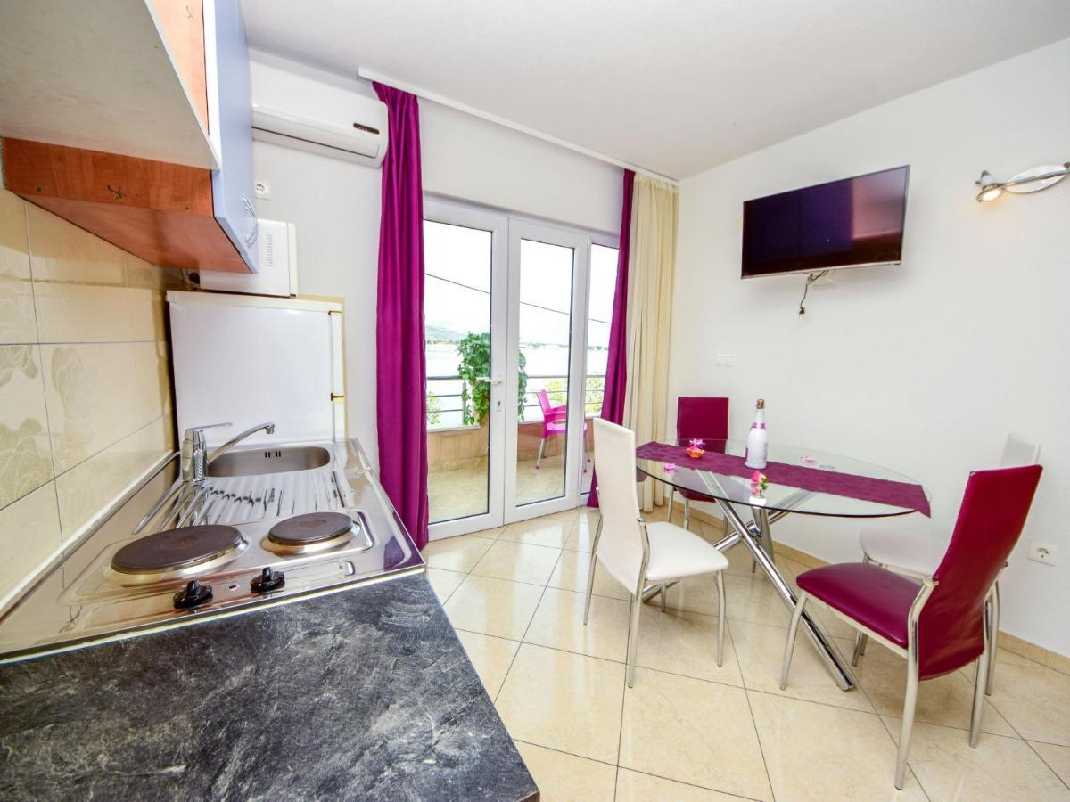 Apartment Vinka-2 By Interhome Trogir Exterior foto